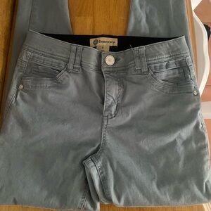 Light Green Democracy pants. Size 6. Super cute. Straight leg. EUC